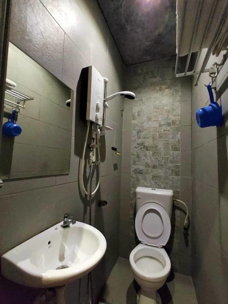 Oyo 90114 Home Rest Hotel Johor Bahru Exterior foto