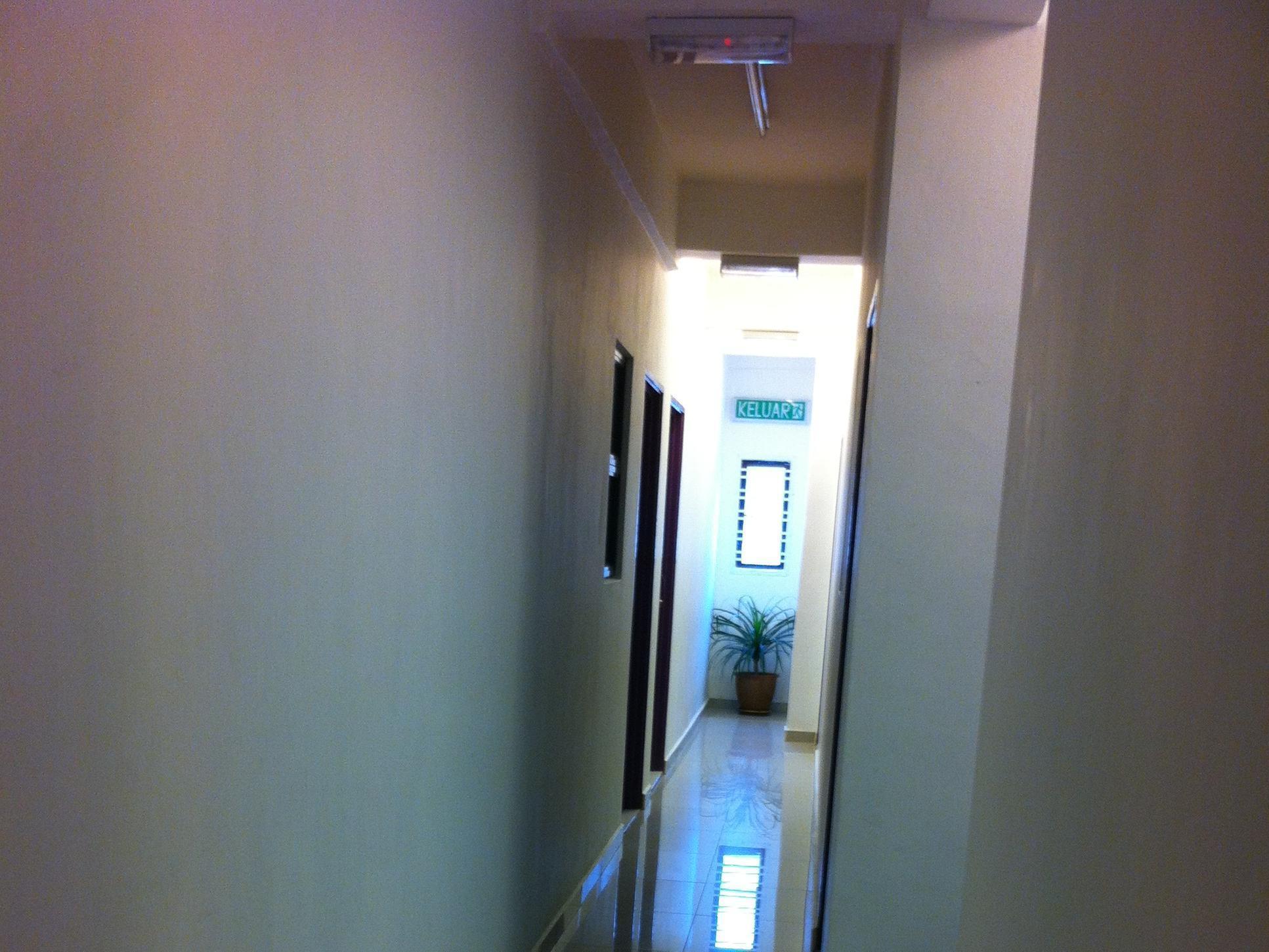 Oyo 90114 Home Rest Hotel Johor Bahru Exterior foto